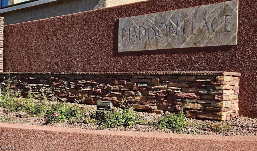 10425 Foggy Glen Ave, Las Vegas, NV 89135 - 3 Beds, 3 Bath