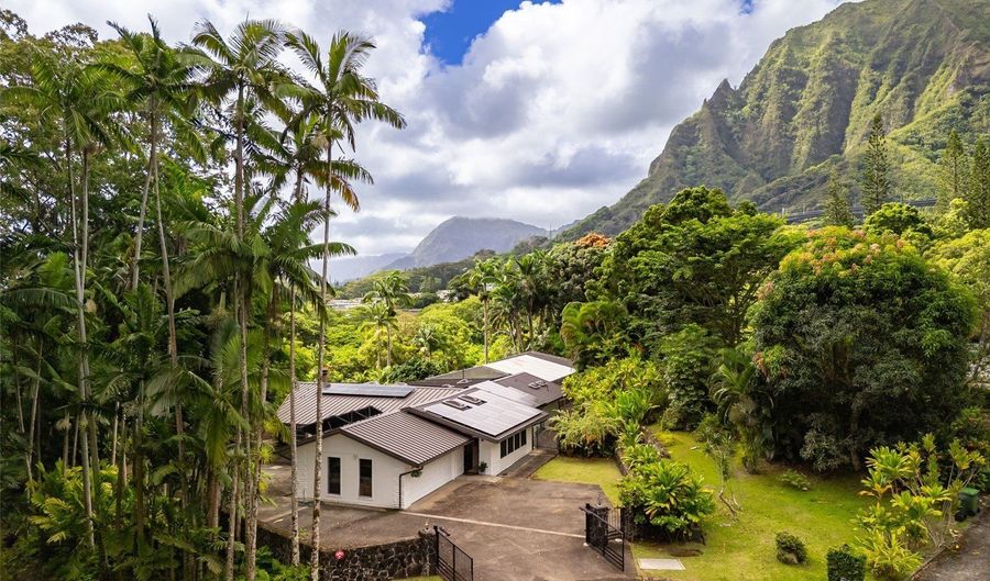46-403 Holoanai Way, Kaneohe, HI 96744 - 5 Beds, 4 Bath
