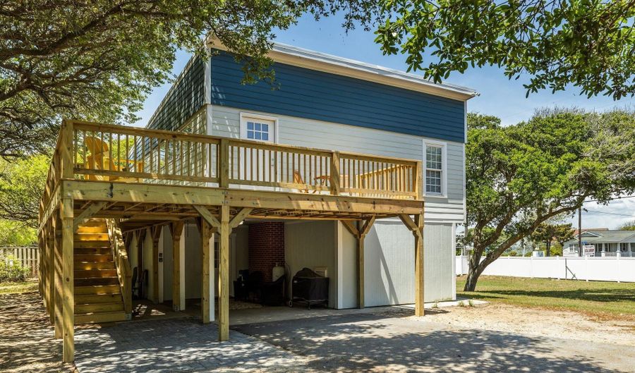 223 Hoffman Beach Rd, Salter Path, NC 28512 - 4 Beds, 2 Bath