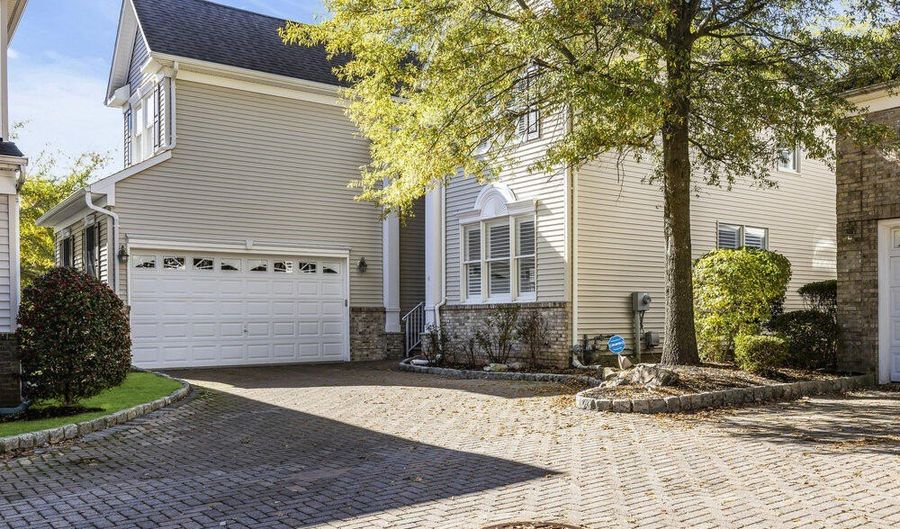 4 Isabella Ct, Atlantic Highlands, NJ 07716 - 4 Beds, 4 Bath