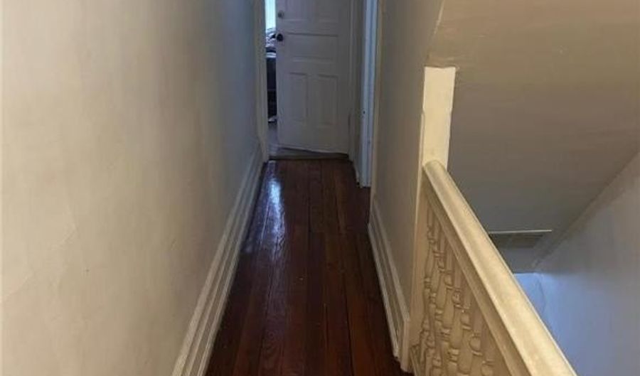 321 N West St, Allentown, PA 18102 - 5 Beds, 2 Bath