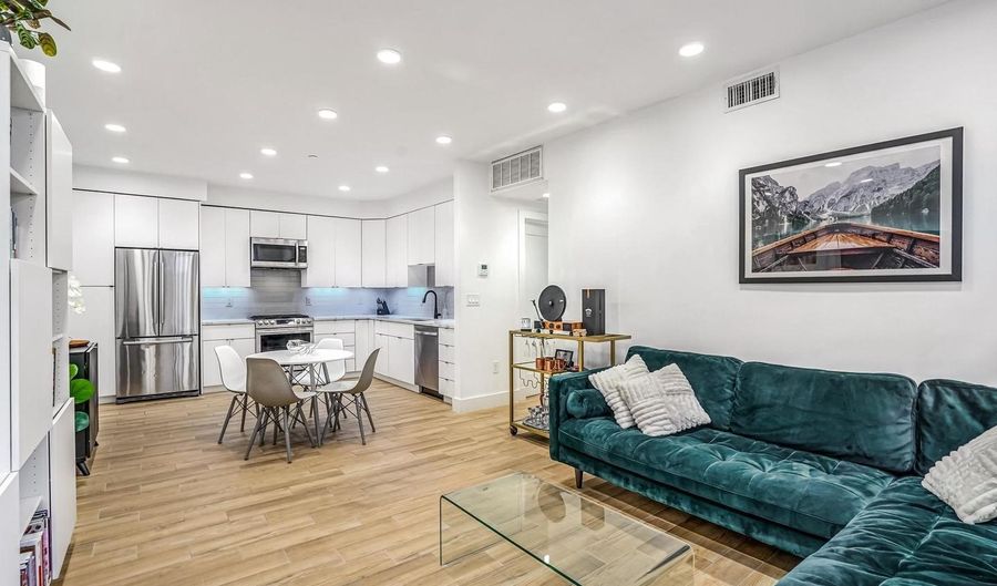 3514 13TH St NW #1, Washington, DC 20010 - 2 Beds, 2 Bath