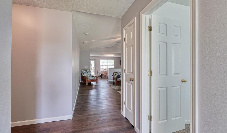 502 Usher Ct, Boiling Springs, SC 29316 - 3 Beds, 2 Bath