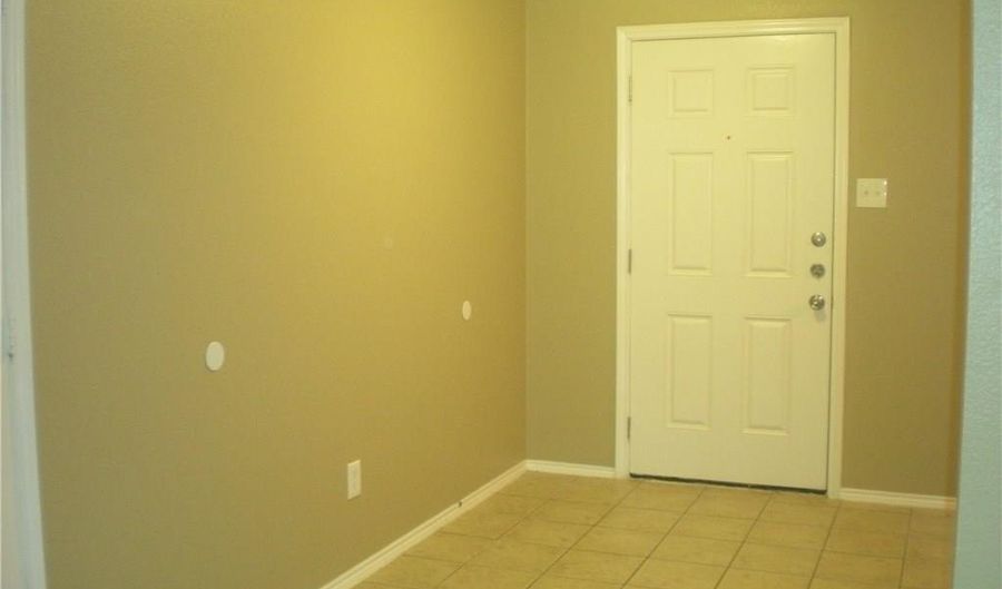 1701 Elm St, Anna, TX 75409 - 3 Beds, 2 Bath