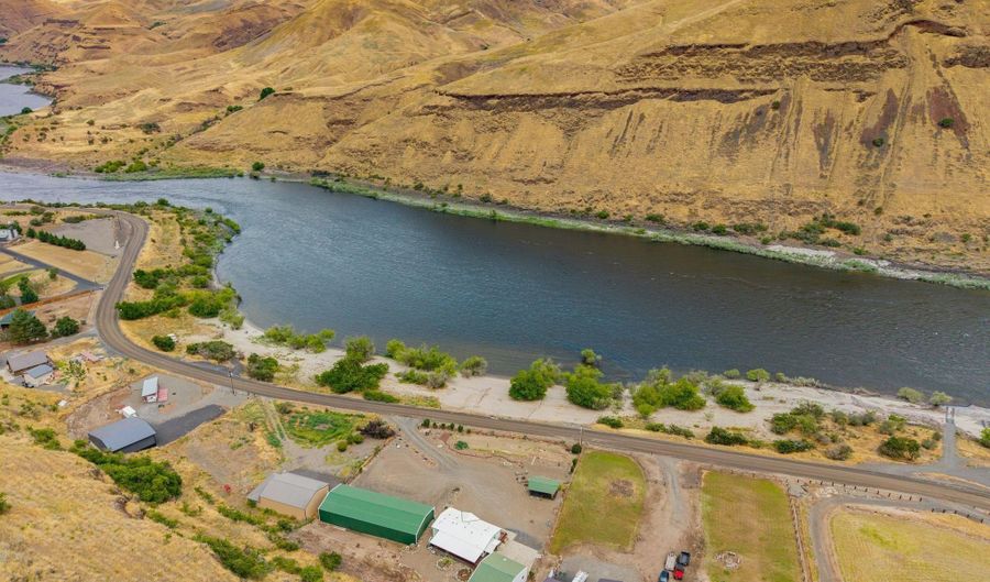 31018 Snake River Rd, Asotin, WA 99402 - 3 Beds, 2 Bath