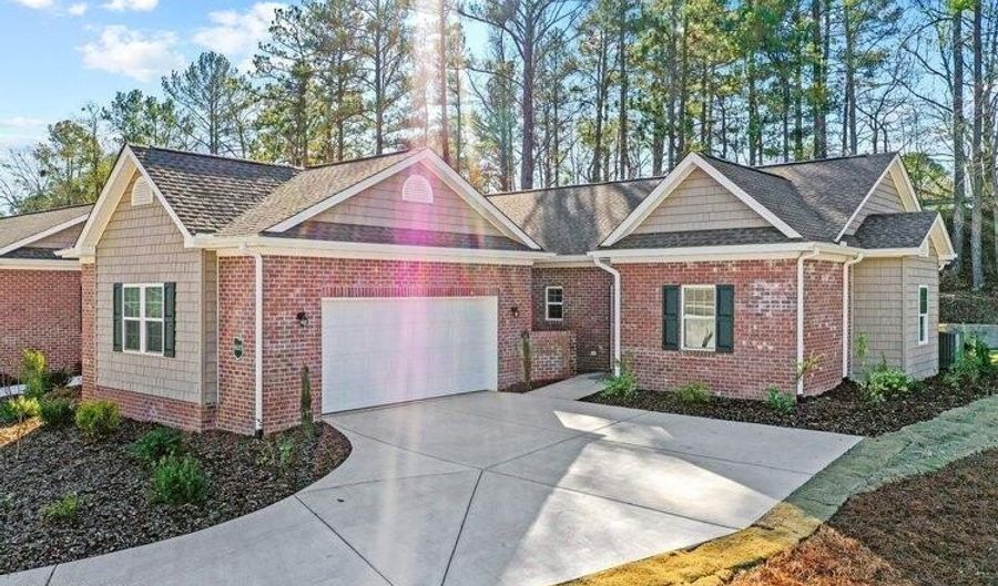 800 Lighthorse Cir, Aberdeen, NC 28315 - 3 Beds, 3 Bath