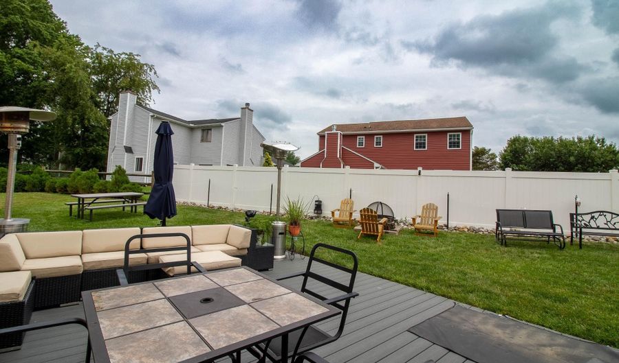 632 PLUM RUN Ct, Bear, DE 19701 - 4 Beds, 3 Bath