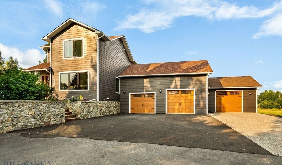1306 Robin Ln, Bozeman, MT 59715 - 5 Beds, 4 Bath