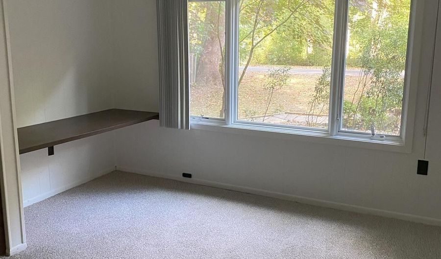 7036 BUXTON Ter, Bethesda, MD 20817 - 5 Beds, 3 Bath