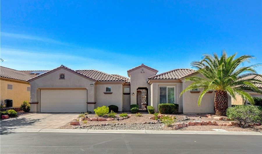 2370 Rosendale Village Ave, Henderson, NV 89052 - 3 Beds, 4 Bath