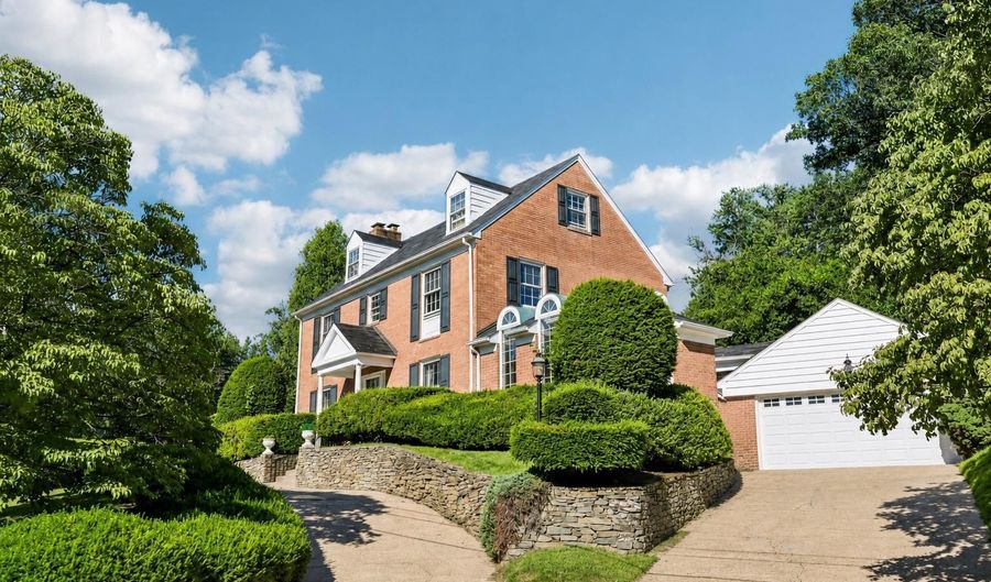 5001 W CEDAR Ln, Bethesda, MD 20814 - 5 Beds, 5 Bath