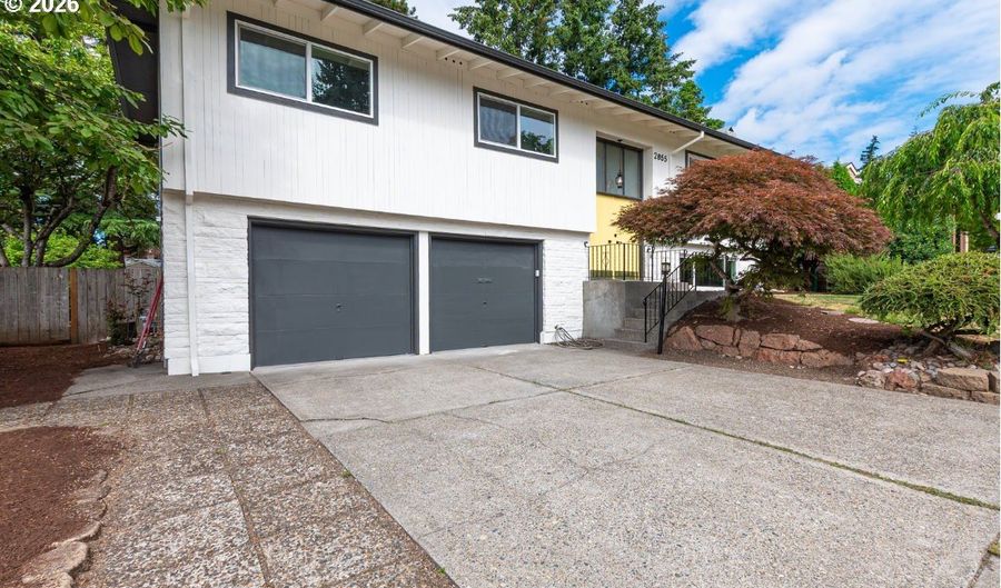 2855 SW 118TH Ave, Beaverton, OR 97005 - 4 Beds, 3 Bath