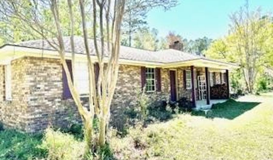 1371 Zetus Rd NW, Brookhaven, MS 39601 - 3 Beds, 2 Bath