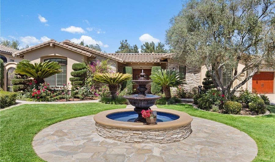 3349 Mendenaro Ct, Fallbrook, CA 92028 - 5 Beds, 6 Bath
