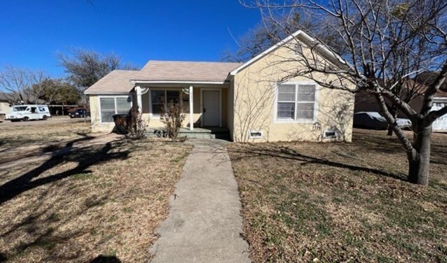 2242 S 19th St S, Abilene, TX 79605 - 3 Beds, 1 Bath
