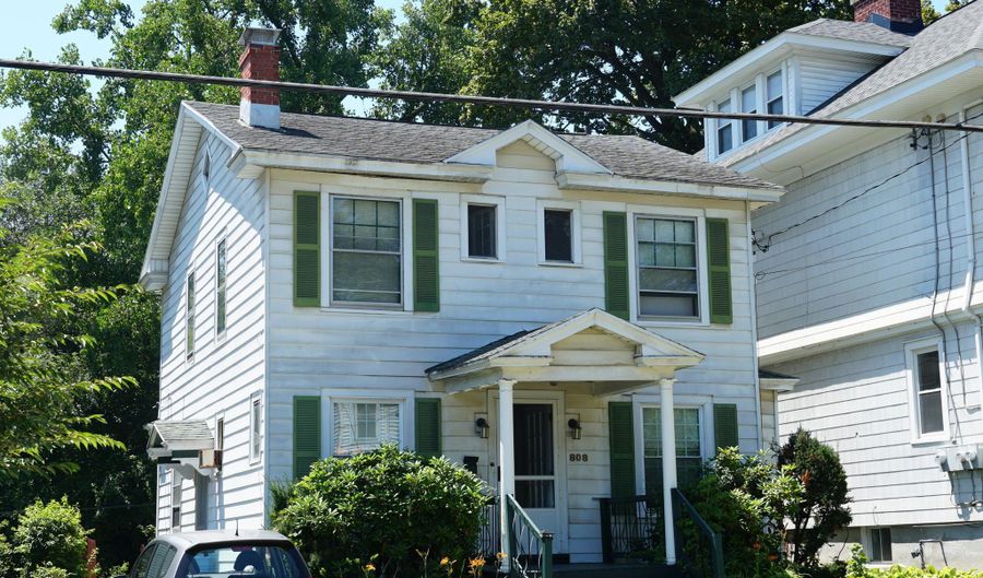 808 Lancaster St, Albany, NY 12203 - 3 Beds, 2 Bath
