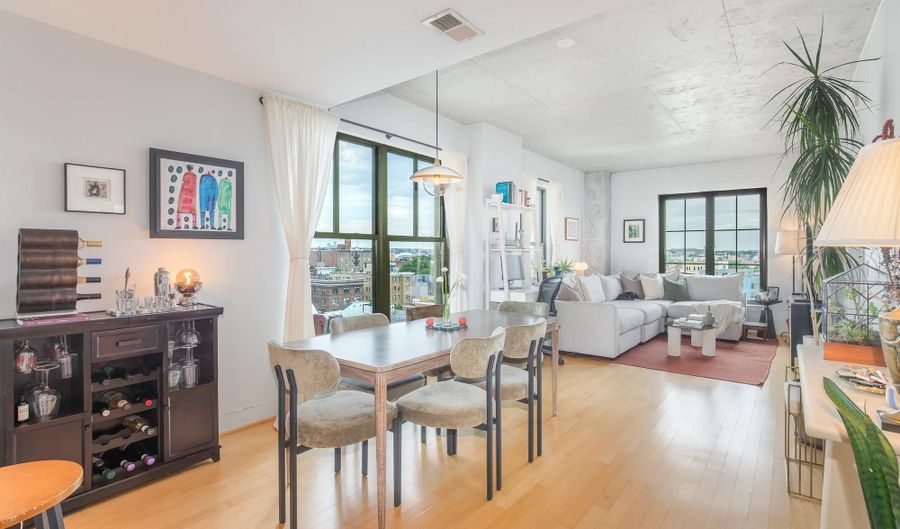 910 M St NW 910, Washington, DC 20001 - 1 Beds, 1 Bath