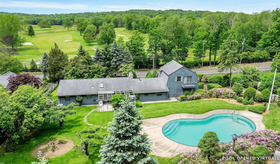 475 Hoyt St, Darien, CT 06820 - 4 Beds, 3 Bath