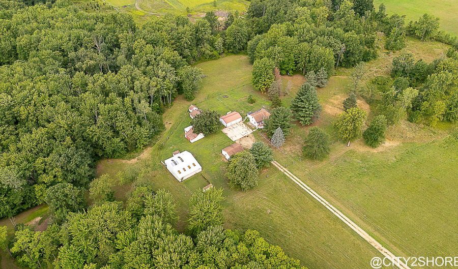 9905 52nd Ave, Allendale, MI 49401 - 2 Beds, 1 Bath