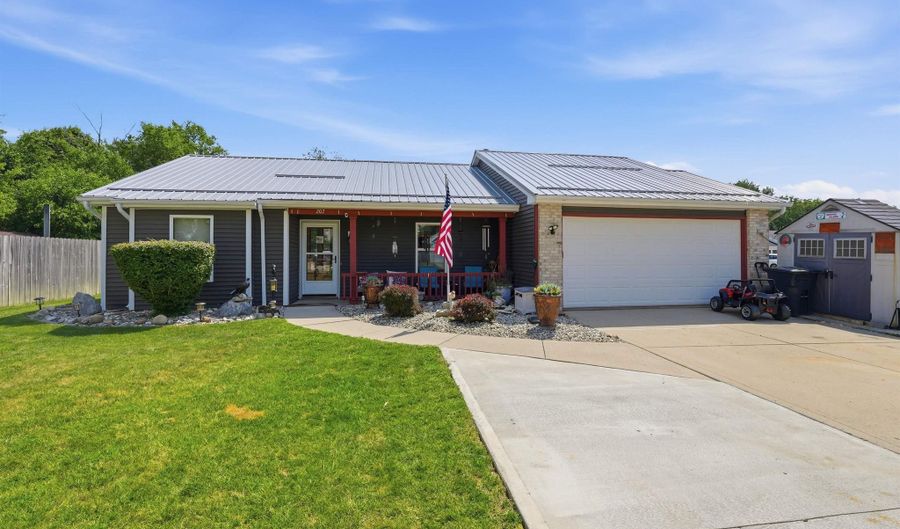207 Vice Blvd, Avilla, IN 46710 - 4 Beds, 2 Bath