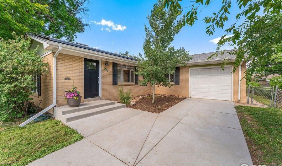 216 Hemlock St, Broomfield, CO 80020 - 4 Beds, 3 Bath