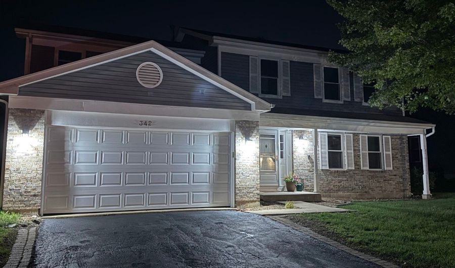 342 Country Ln, Algonquin, IL 60102 - 4 Beds, 3 Bath