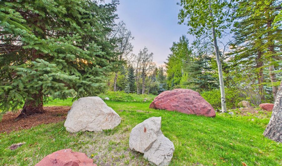 593 Meadowood Dr, Aspen, CO 81611 - 4 Beds, 3 Bath