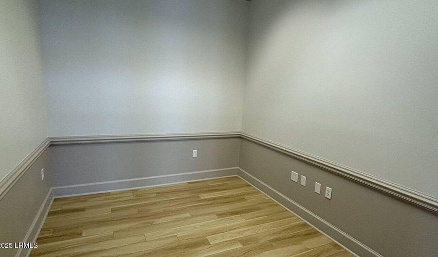 211 B Scott St 106, Beaufort, SC 29902 - 0 Beds, 0 Bath