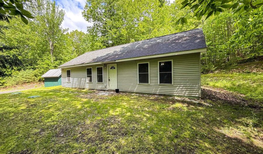 1496 Fairground Rd, Bradford, VT 05033 - 3 Beds, 2 Bath
