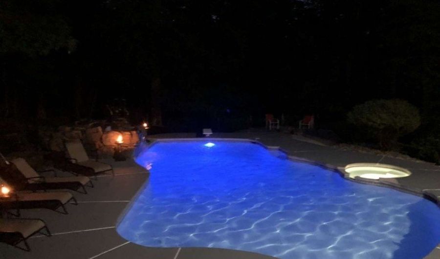7 Globe Mills Rd, Alexandria Twp., NJ 08848 - 4 Beds, 3 Bath