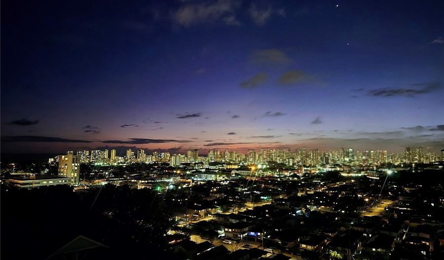 1341 Highview Pl, Honolulu, HI 96816 - 4 Beds, 3 Bath