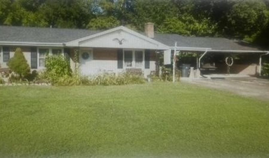 104 TAHOE Dr, Bassett, VA 24055 - 3 Beds, 2 Bath