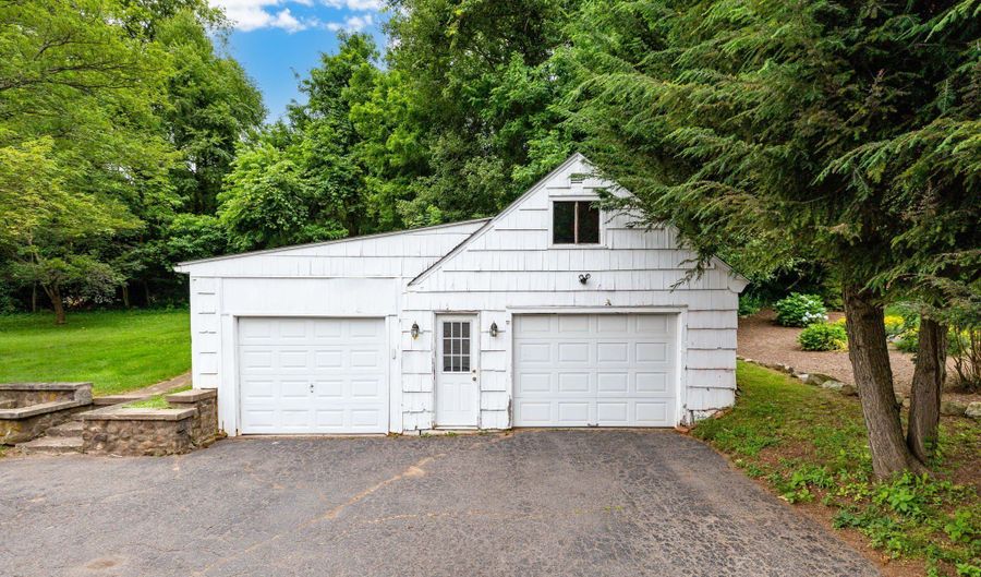 101 Hoover Ave, Bristol, CT 06010 - 3 Beds, 2 Bath