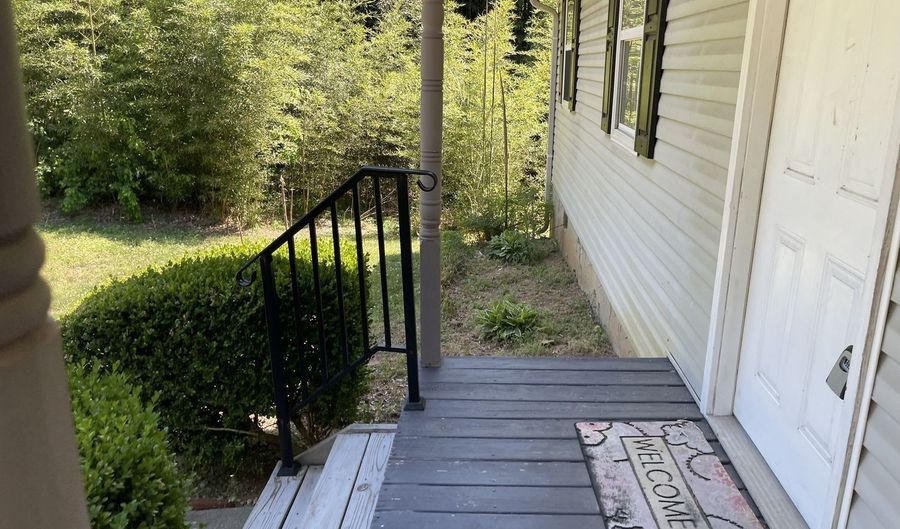 5336 Austell Powder Springs Rd, Austell, GA 30106 - 3 Beds, 2 Bath