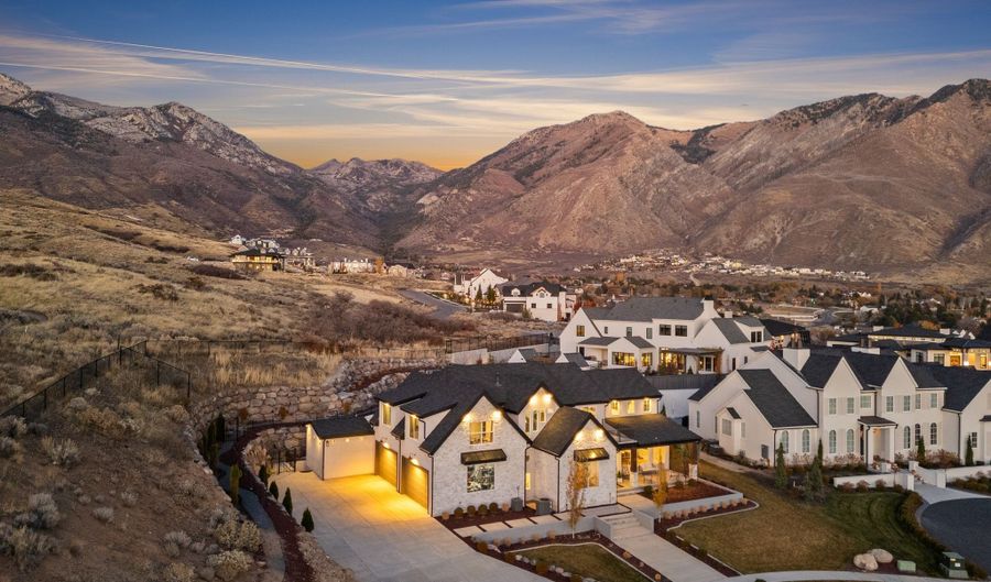 19 E ELK Ct, Alpine, UT 84004 - 7 Beds, 7 Bath