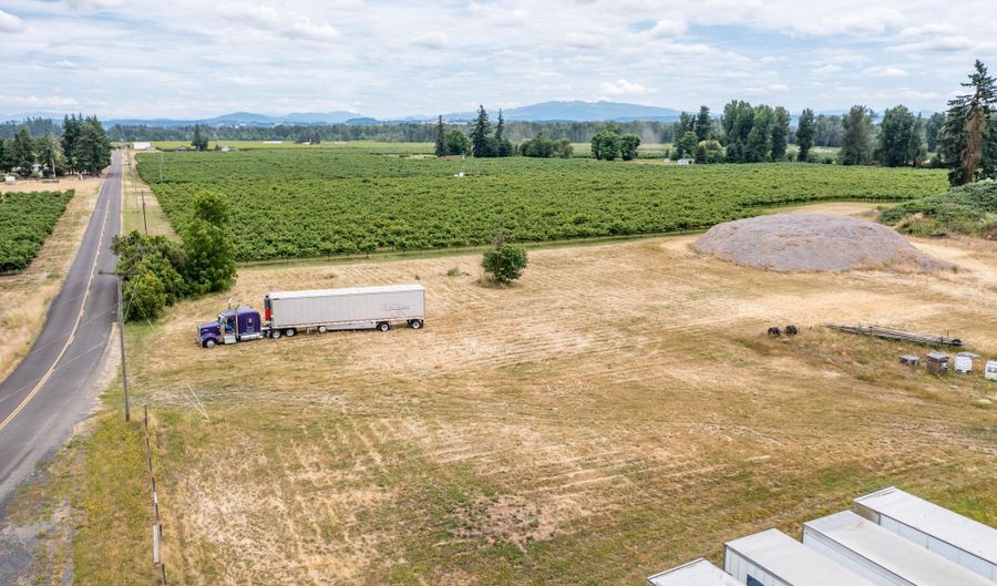 8982 Santiam Loop, Aumsville, OR 97325 - 0 Beds, 0 Bath