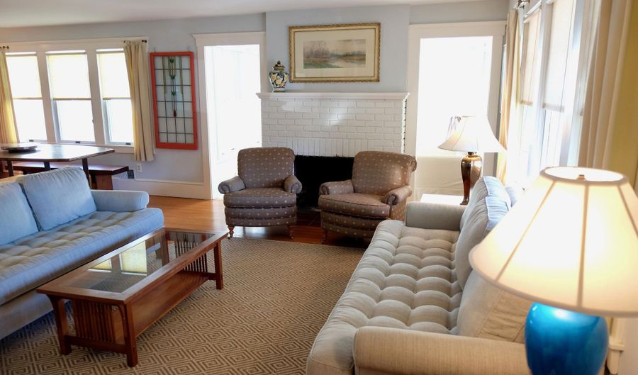 220 Lincoln Ave 1, Avon By The Sea, NJ 07717 - 2 Beds, 2 Bath