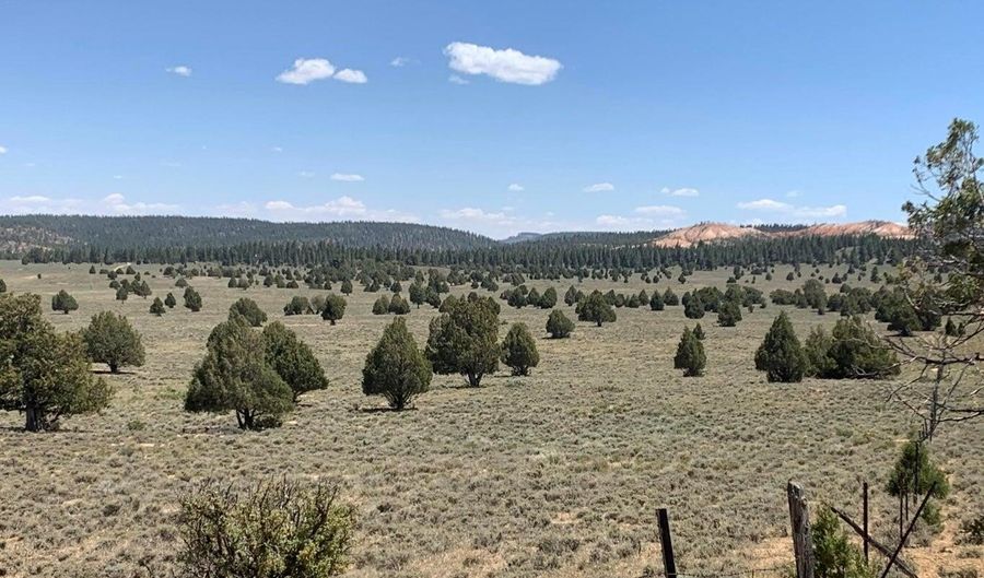 Parcel 15-0075-0240, Bryce, UT 84764 - 0 Beds, 0 Bath