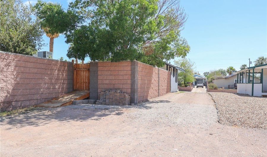 636 C Ave, Boulder City, NV 89005 - 2 Beds, 2 Bath
