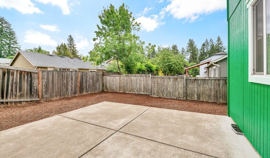 88055 LLAMA Ln, Veneta, OR 97487 - 4 Beds, 3 Bath