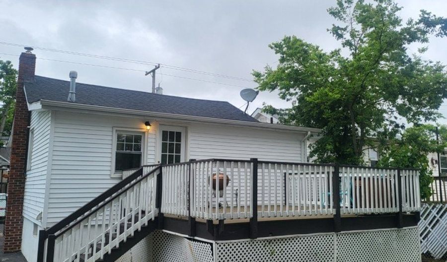 126 Seabreeze Ave, Middletown, NJ 07748 - 2 Beds, 1 Bath