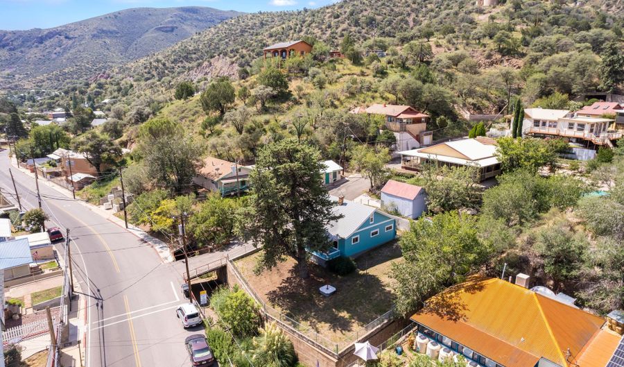 724 TOMBSTONE Cyn, Bisbee, AZ 85603 - 1 Beds, 1 Bath