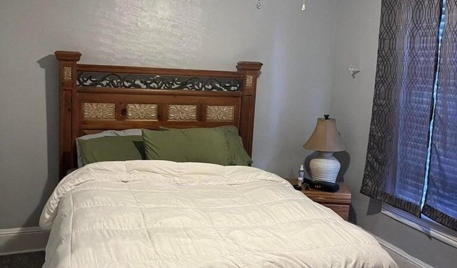 217 E Walnut Ave, Altoona, PA 16601 - 3 Beds, 1 Bath