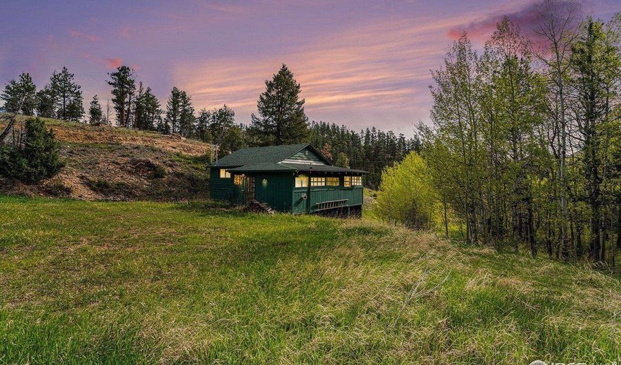 5959 Stove Prairie Rd, Bellvue, CO 80512 - 1 Beds, 2 Bath