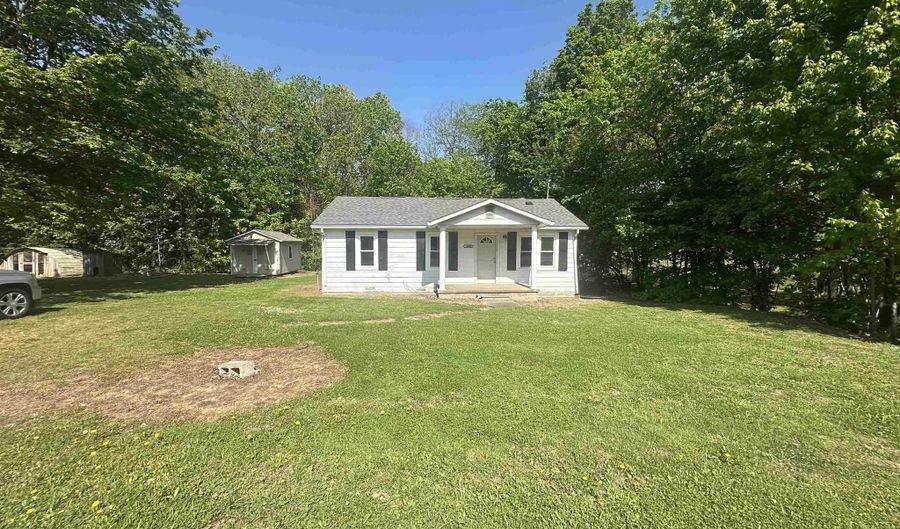 6548 SR 80 E, Arlington, KY 42021 - 2 Beds, 1 Bath