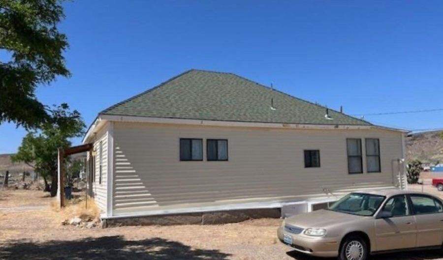 105 S Bellevue Ave, Goldfield, NV 89013 - 2 Beds, 2 Bath