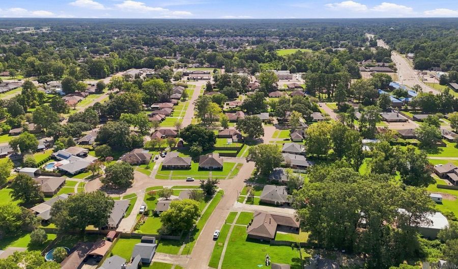 3048 Richwood Cir, Baton Rouge, LA 70816 - 3 Beds, 2 Bath