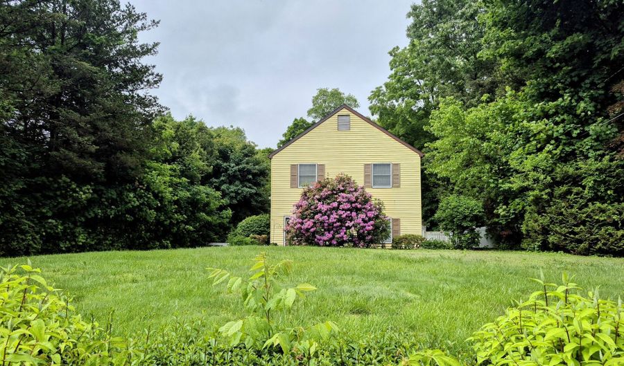 148 A Westville Avenue Ext, Danbury, CT 06811 - 3 Beds, 3 Bath