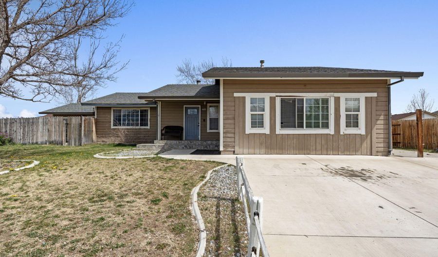 621 Jill Dr, Gardnerville, NV 89460 - 4 Beds, 2 Bath