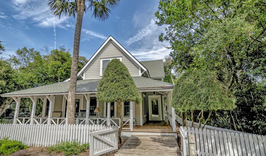 659 Wash Woods Way, Bald Head Island, NC 28461 - 4 Beds, 3 Bath